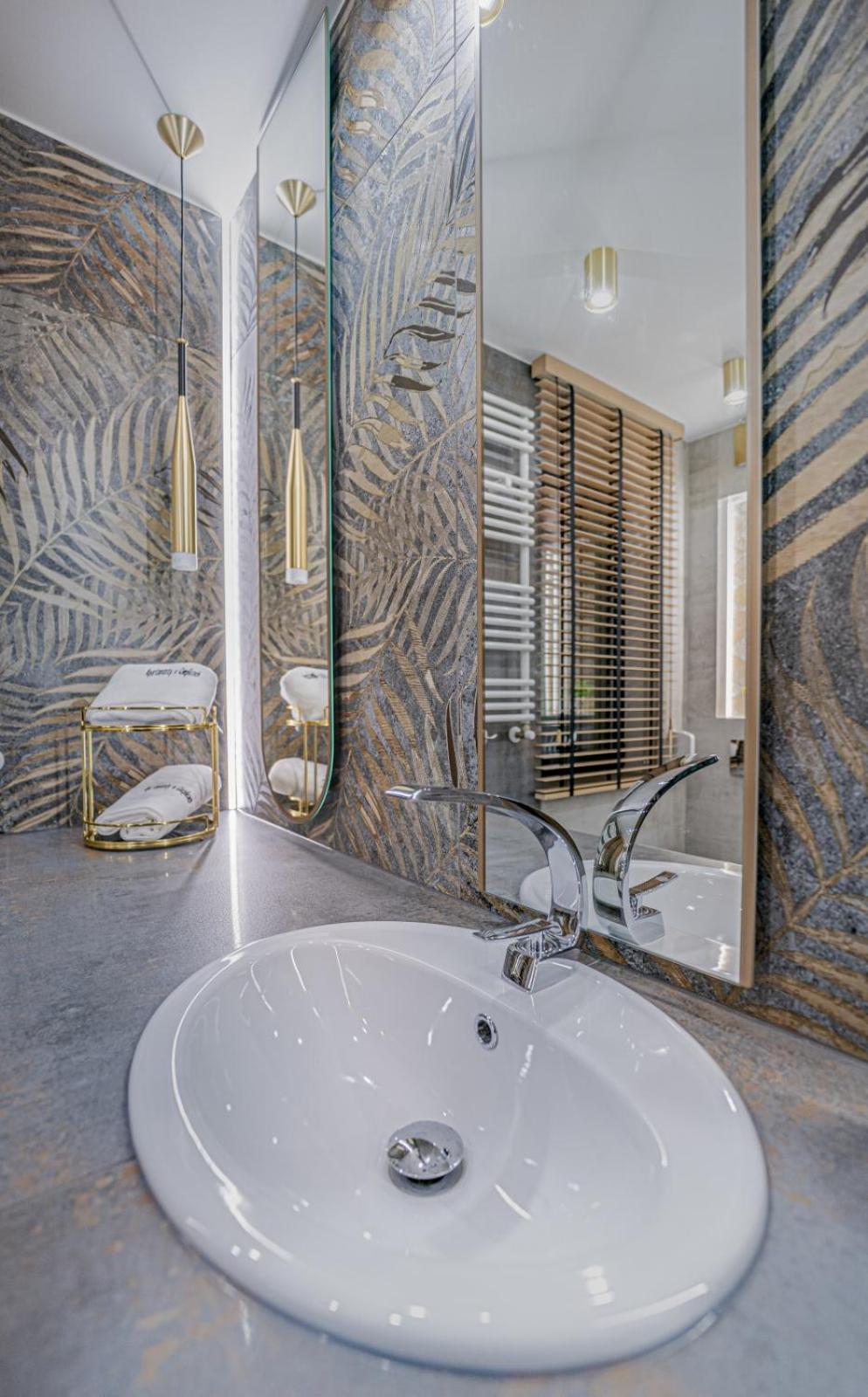 Apartament W Cieplicach Platinium เยเลเนียกูรา ภายนอก รูปภาพ